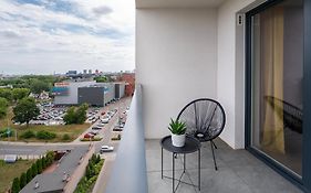 9Th Floor Lodz Manufaktura Apartments With Parking By Rentujemy